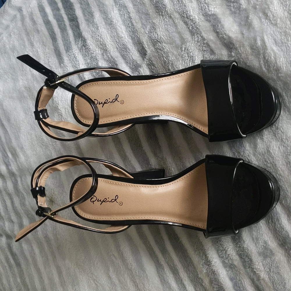 NWOT Qupid patent leather heels size 6 - Picture 2 of 4